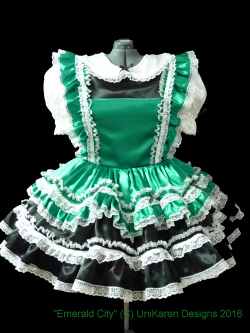 PHOTOS ARE PROPERTY OF UNIKAREN DESIGNS.  THOU SHALT NOT STEAL!